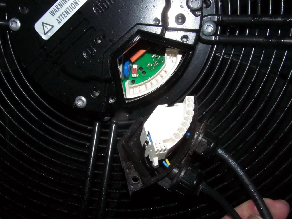CTC 520M  ebm papst S3G630-AD05-53.jpg